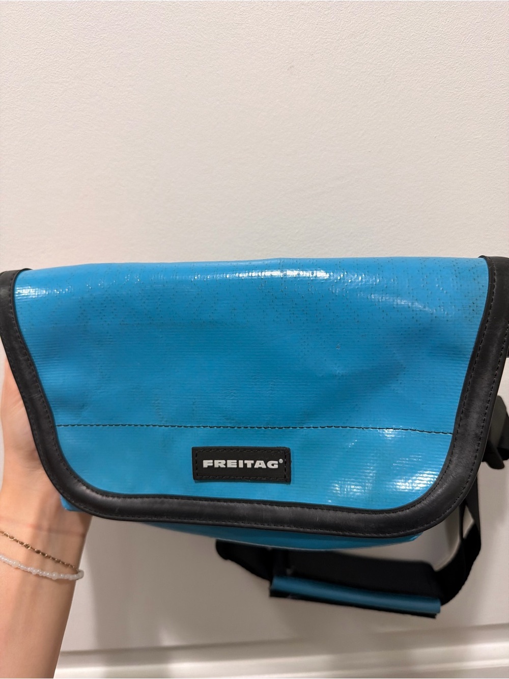Freitag F40 JAMIE Sky Blue Sling Unisex Crossbody Messenger Hip Bag - Picture 2 of 13